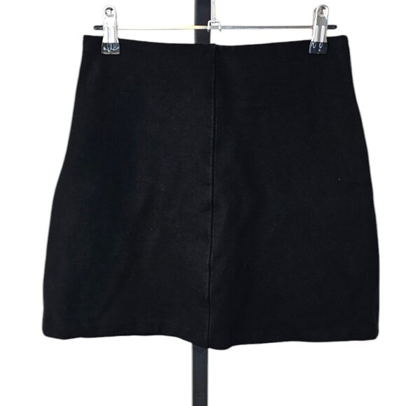 H&M Dresses & Skirts - H&M Womens Thick Mini Skirt, Zip Back, Black, Stitching, Size Small